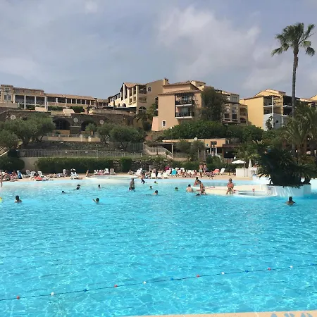 Apartamento P2 Village Club Cap Esterel Vue Golf Et Mer, Piscine Chauffée *