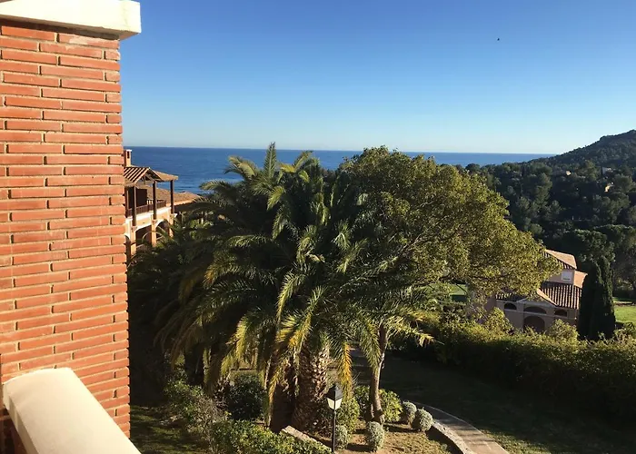 P2 Village Club Cap Esterel Vue Golf Et Mer, Piscine Chauffée Apartment