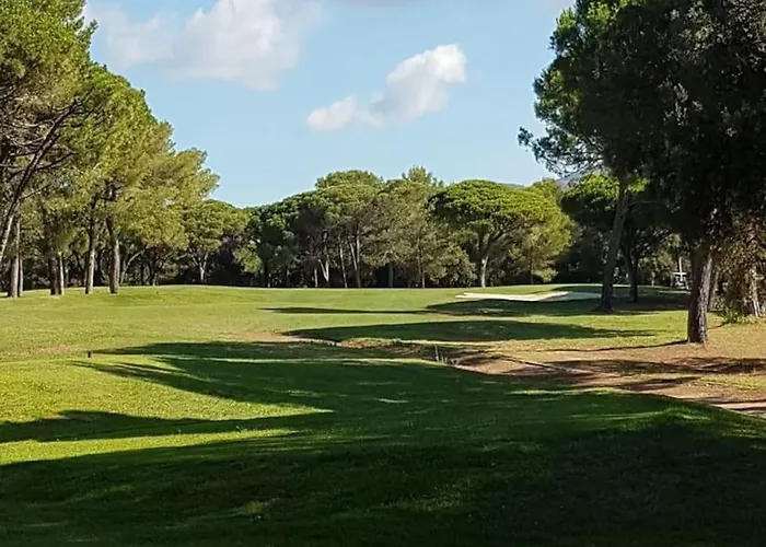 P2 Village Club Cap Esterel Vue Golf Et Mer, Piscine Chauffée Apartamento *